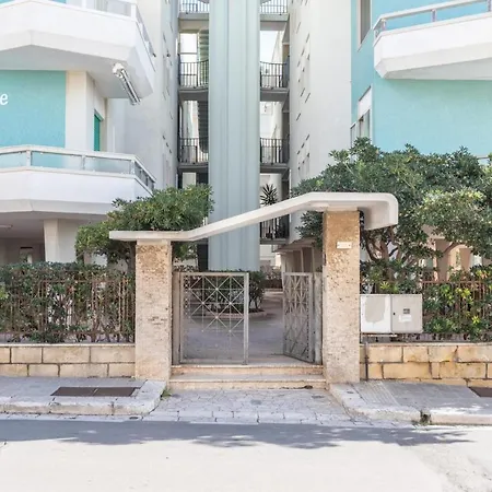 Bilocale Lungomare A Apartment