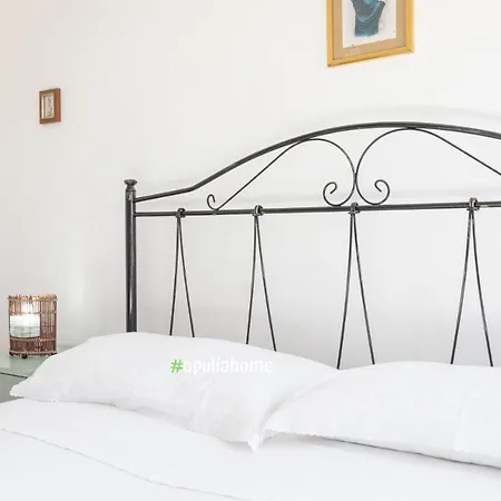 Bilocale Lungomare A Apartment *